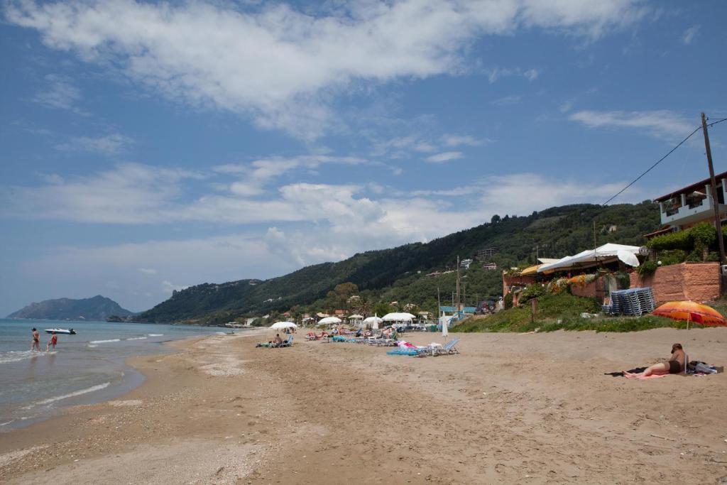 Dandidis Seaside Pension Hotel Агиос Гордиос Екстериор снимка